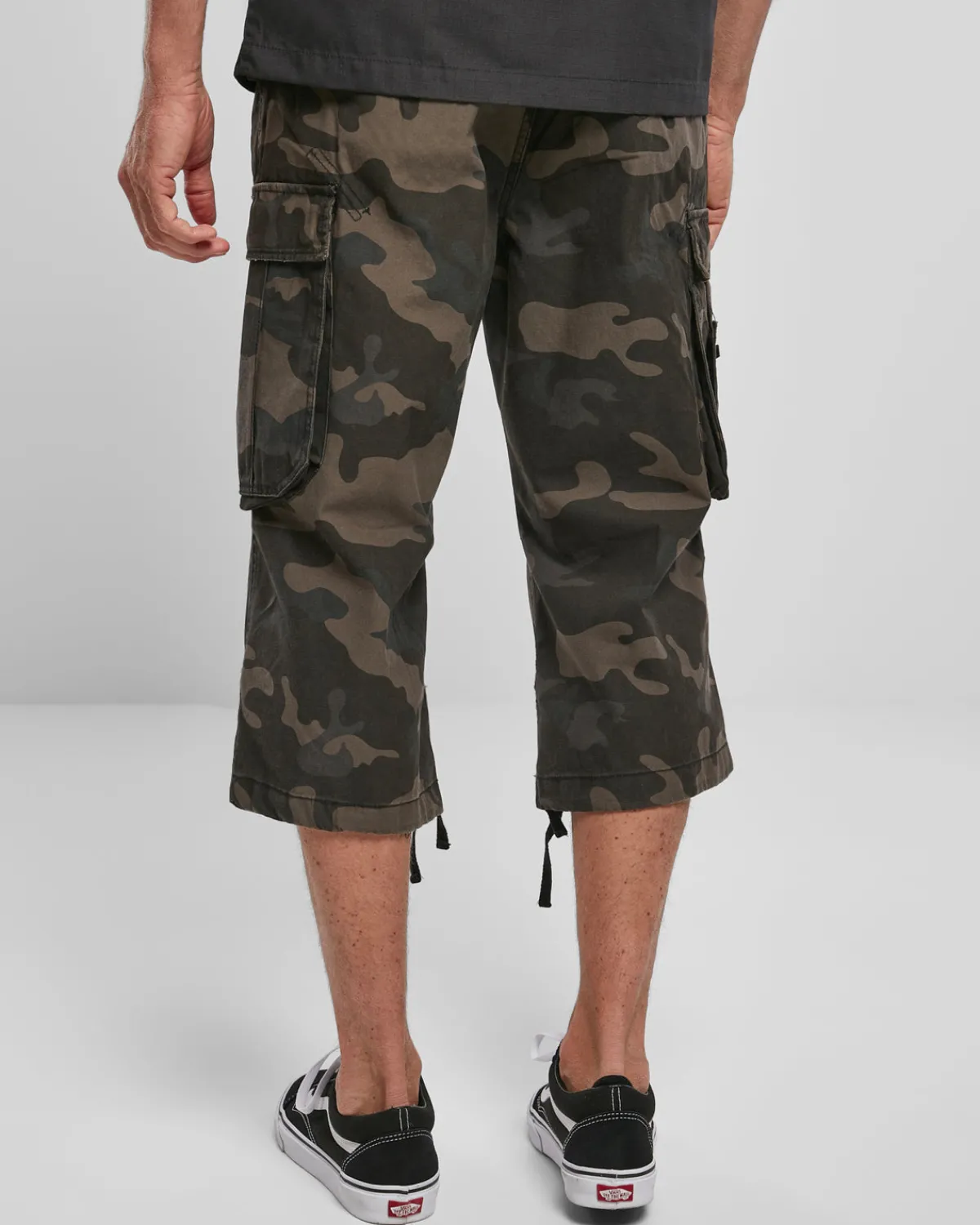 Brandit Industry 3/4 reisitaskushortsit - Tumma Camo Hot