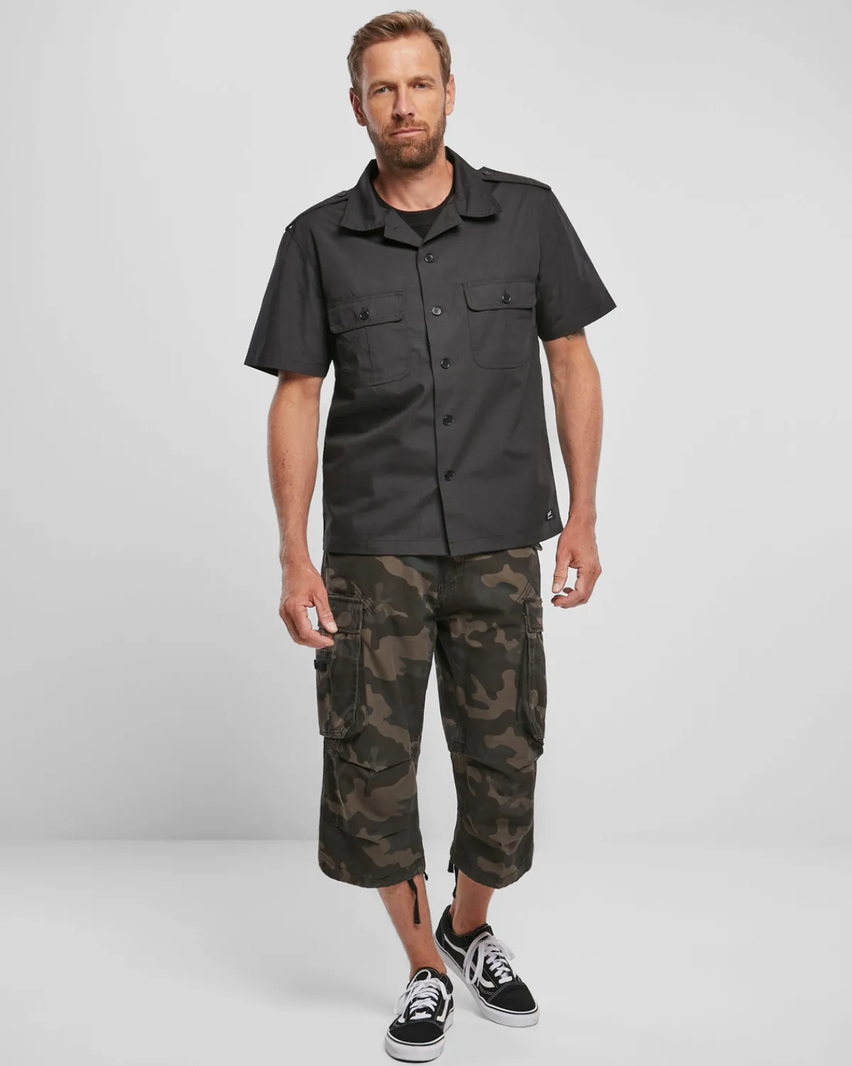 Brandit Industry 3/4 reisitaskushortsit - Tumma Camo Hot