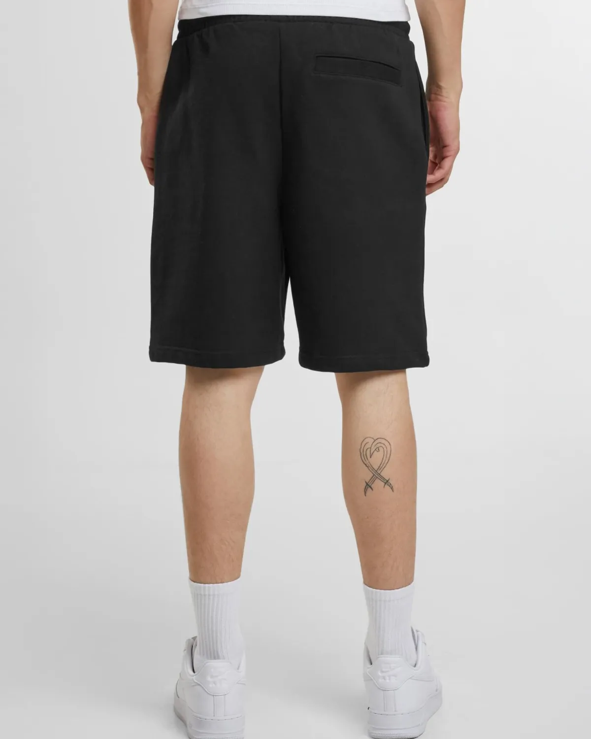 Urban Classics Kobard collegeshortsit - Musta Hot