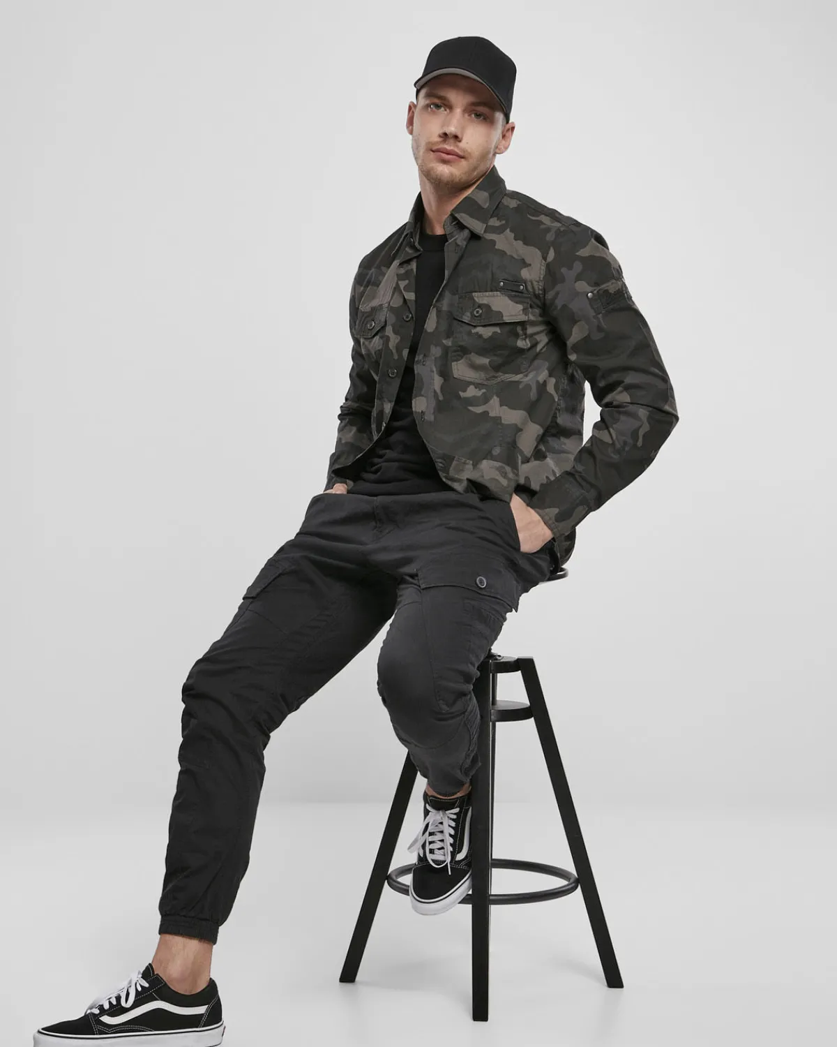 Brandit Slim worker kauluspaita - Tumma Camo Outlet